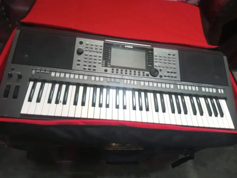 YAMAHA S770 Istimewa