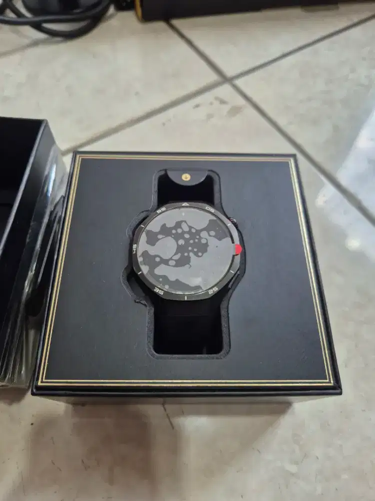 Huawei gt 5 pro like new