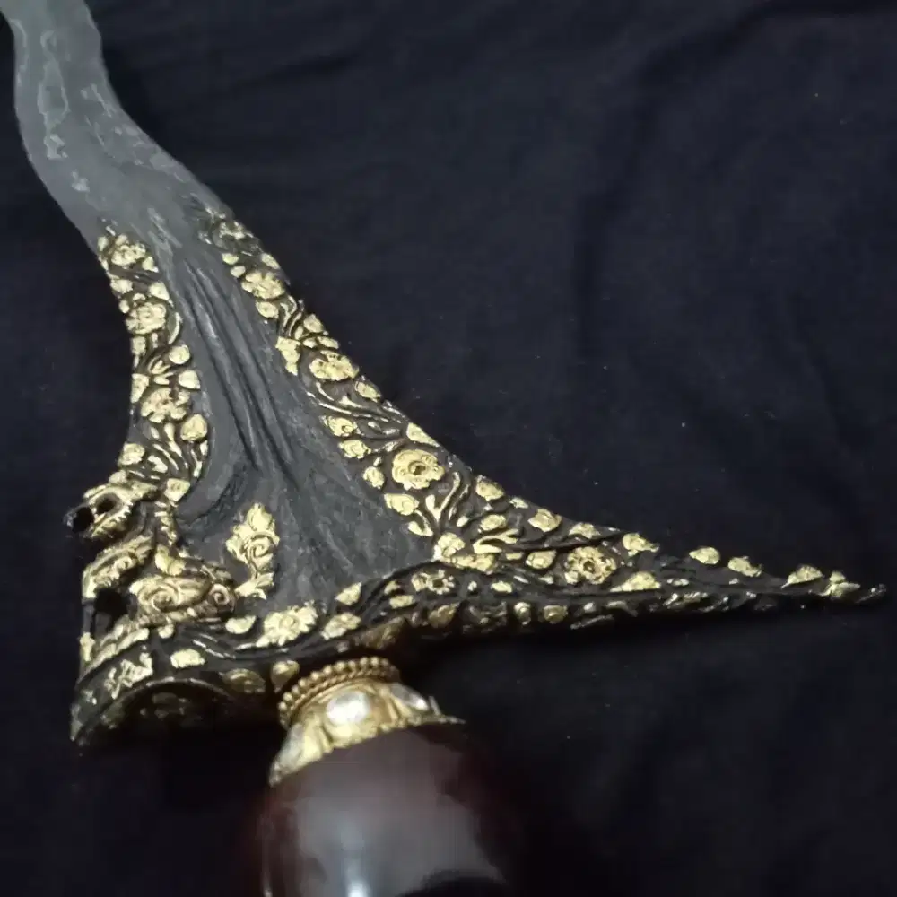 Keris sing Barong kinatah emas
