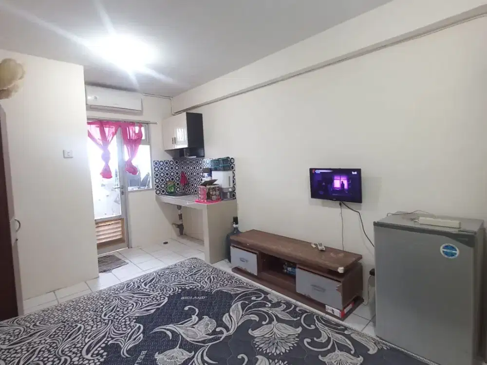 Disewakan Tahunan MURAH apartemen gading nias lt 12 furnished Studio room