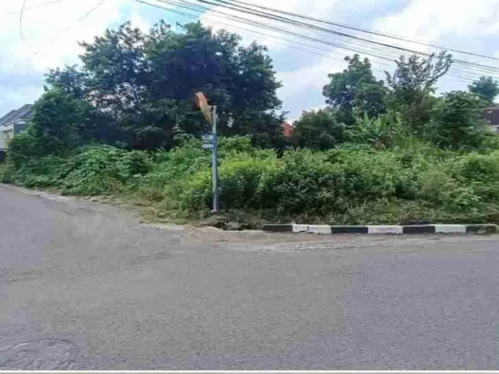 Tanah Strategis Akses Bagus Di jl. Damai_jl. Kaliurang Dekat PLN Banteng,HYATT,  Kampus UGM