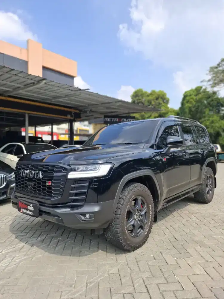 Toyota Landcruiser GR 2023 termurah