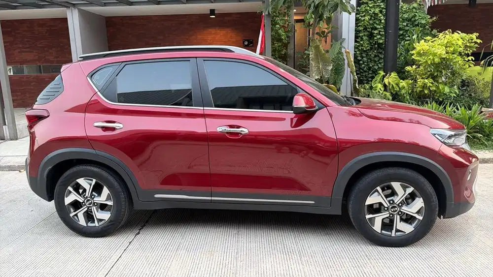 Dijual KIA Sonet 1.5 A/T th 2021