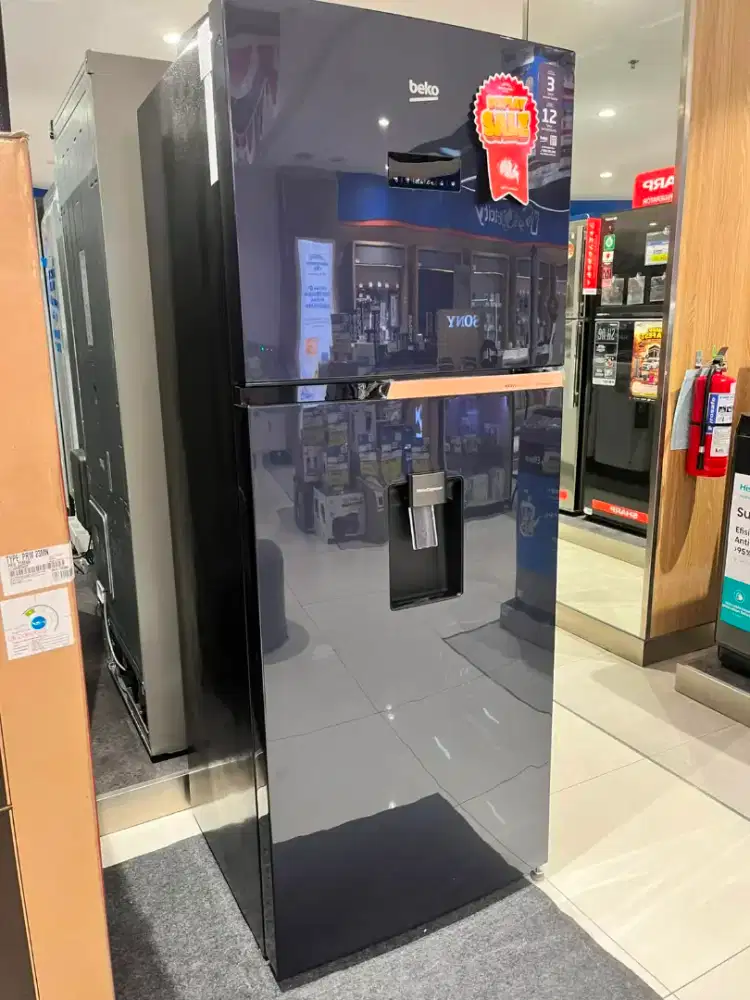 Kulkas 2 pintu merk beko. Type RDNT411E50VDUGBL