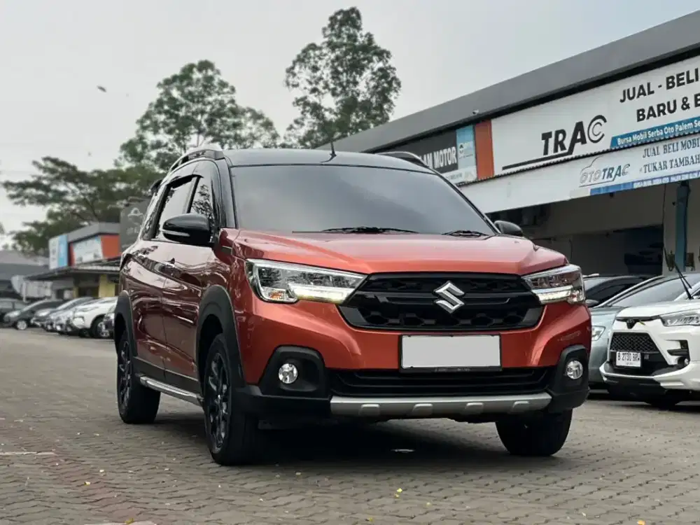SUZUKI XL7 ALPHA HYBRID TWO TONE AT MATIC 2023 OREN