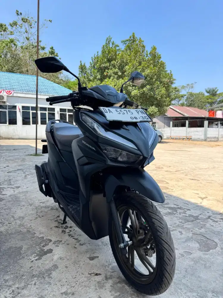 DIJUAL CEPAT VARIO 125 GEN 2 CBS ISS KEYLESS MULUS