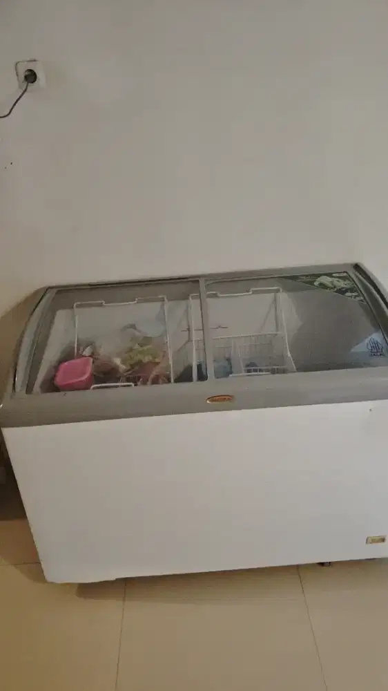 Freezer 320 liter