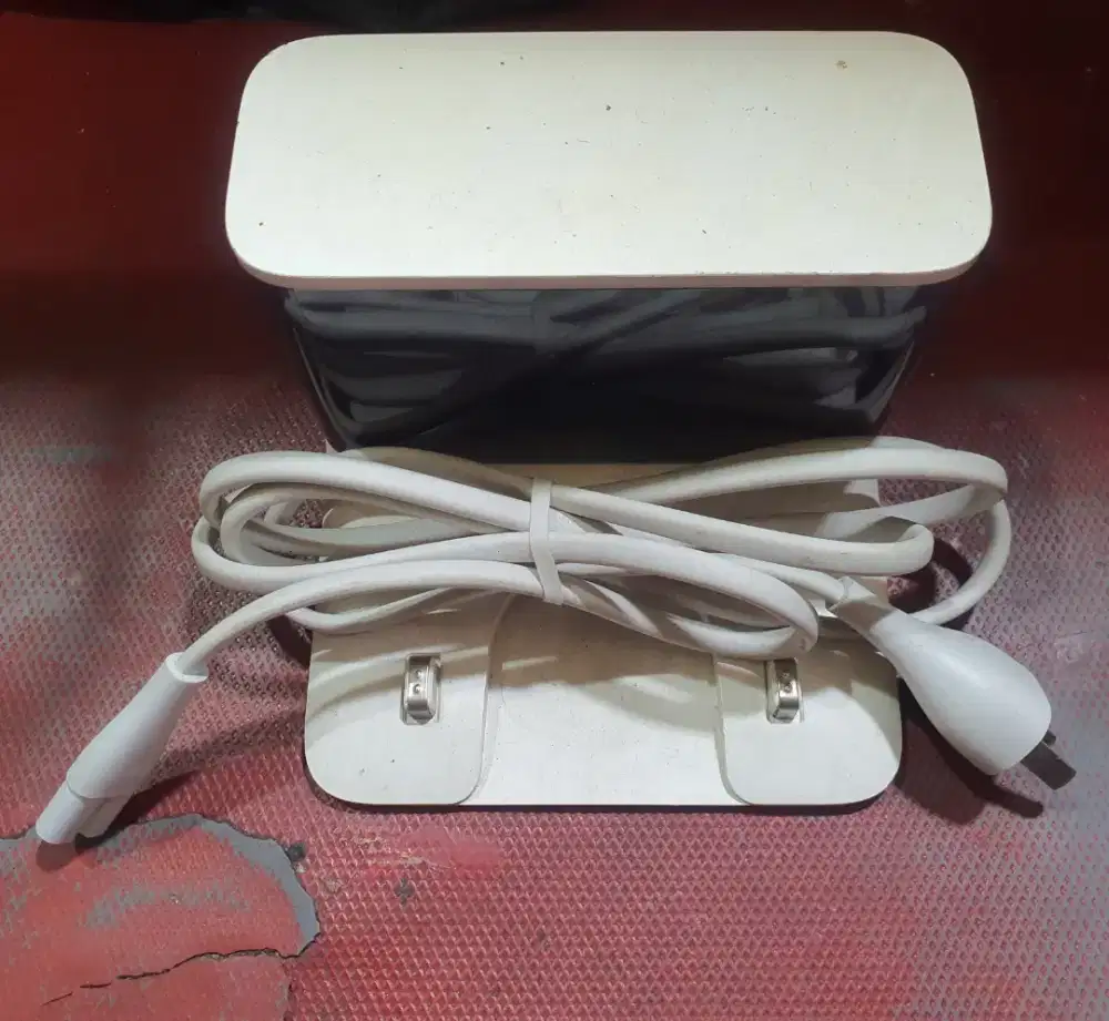 charging dock robot pembersih merek Xiaomi Mijia model CDZ1902