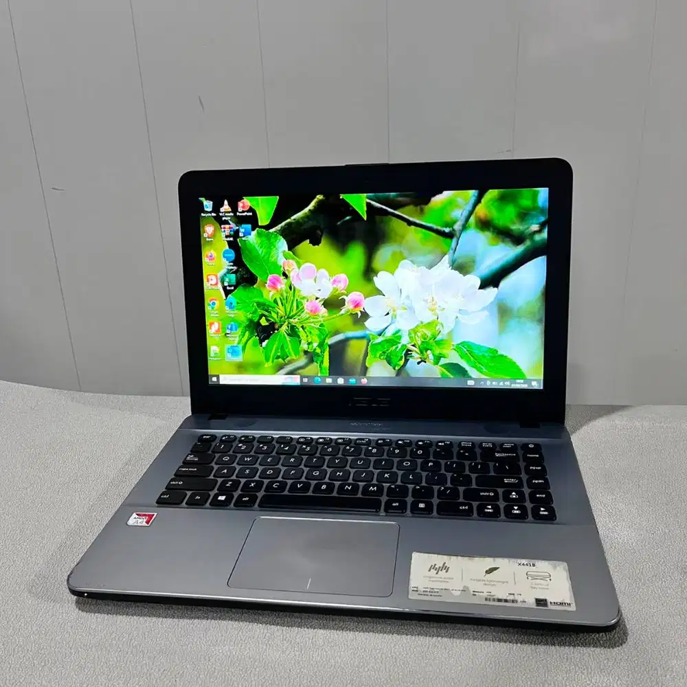 LAPTOP ASUS X441BA AMD A4-9125 Radeon R3, 4GB SSD 128GB + HDD 320GB