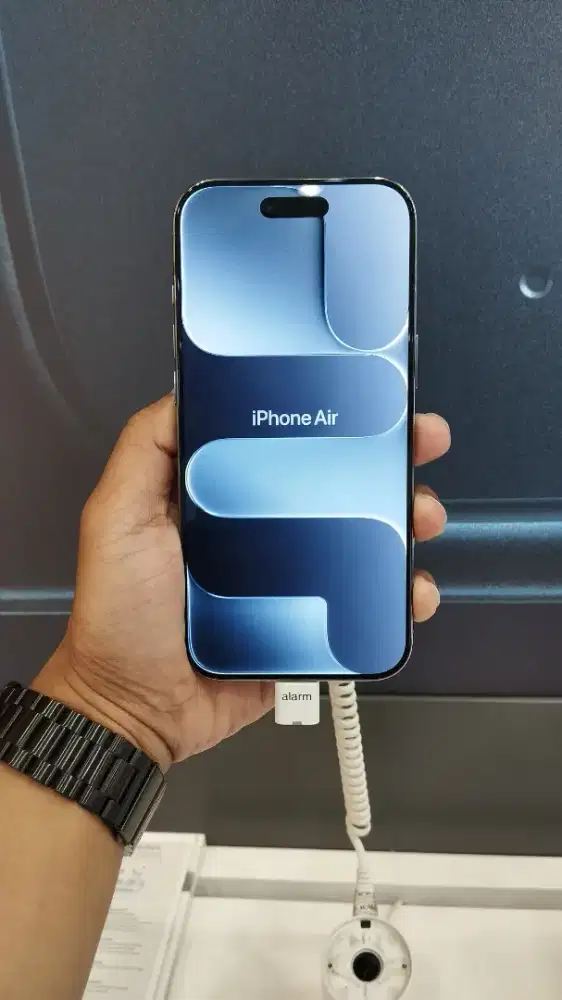 KREDIT IPHONE AIR RAM 256 GB | INDODANA Bunga 0% & Free Cicilan 2x