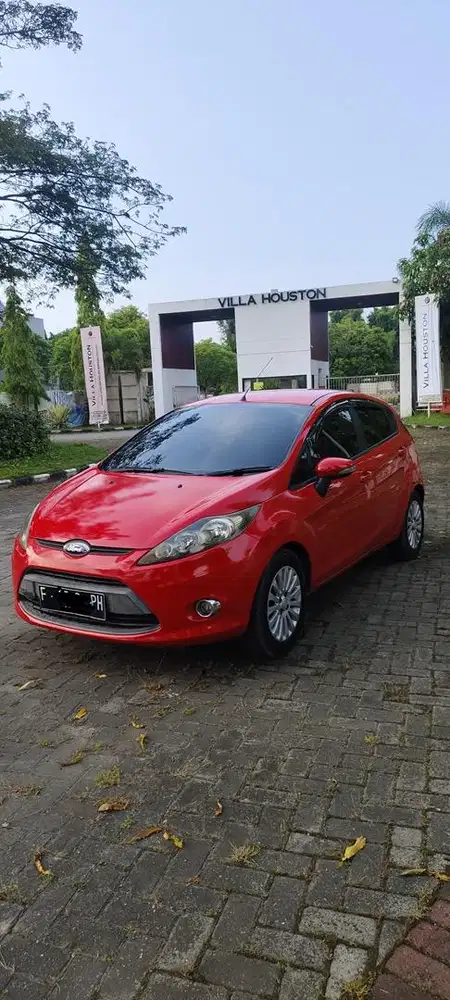 FORD FIESTA 2010 MATIC