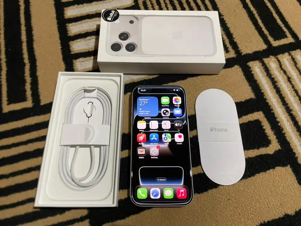 iPhone 17 Pro 256gb iBox GDN SA/A Aktif Silver Fullset Original