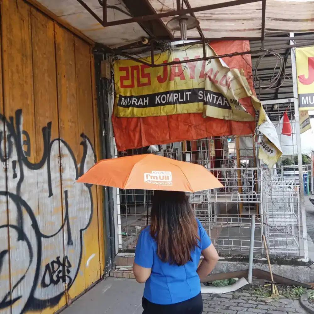 Kenang kenangan payung nama