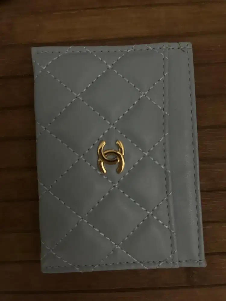 Dompet Kartu Biru Muda