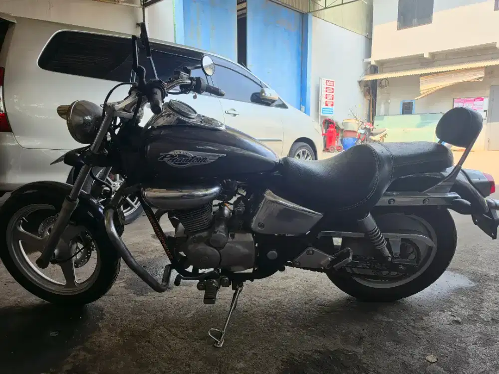 Dijual Motor Honda Phantom