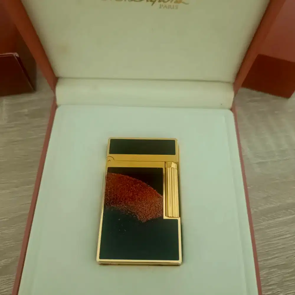 Dupont Ligne 2 Black Lacquer Gold Dust —  Collector Item