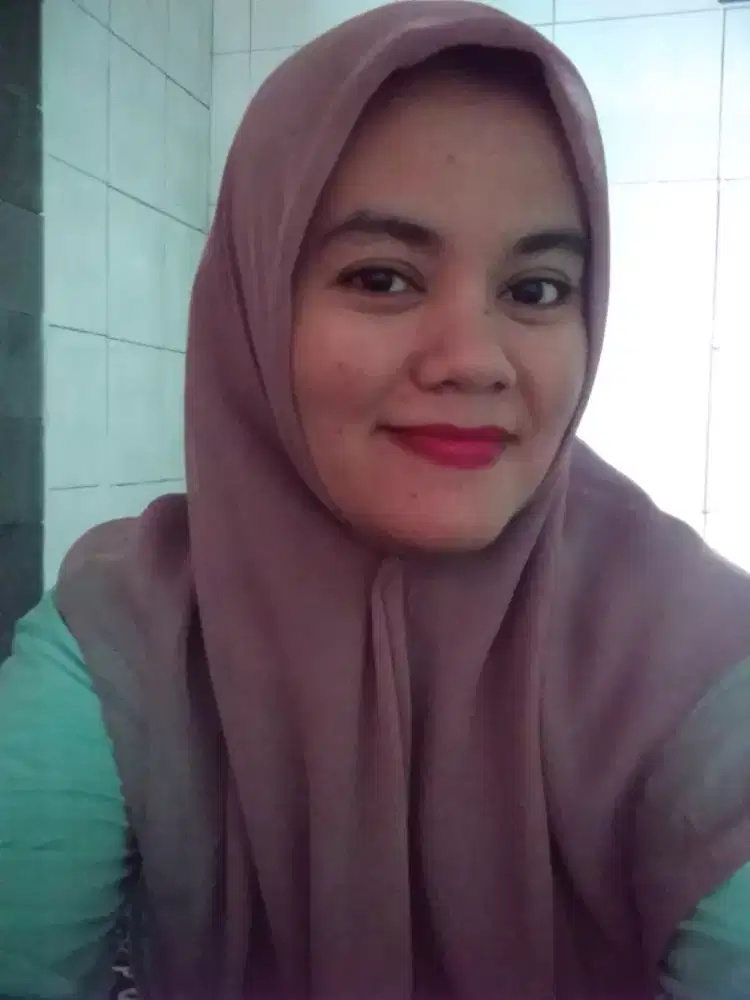 Mencari pekerjaan.