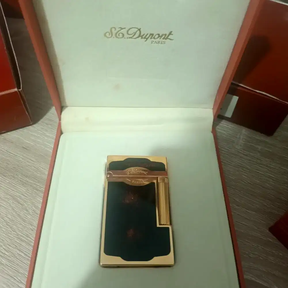 Dupont Ligne 2 Black Lacquer Gold Dust — Collector Item