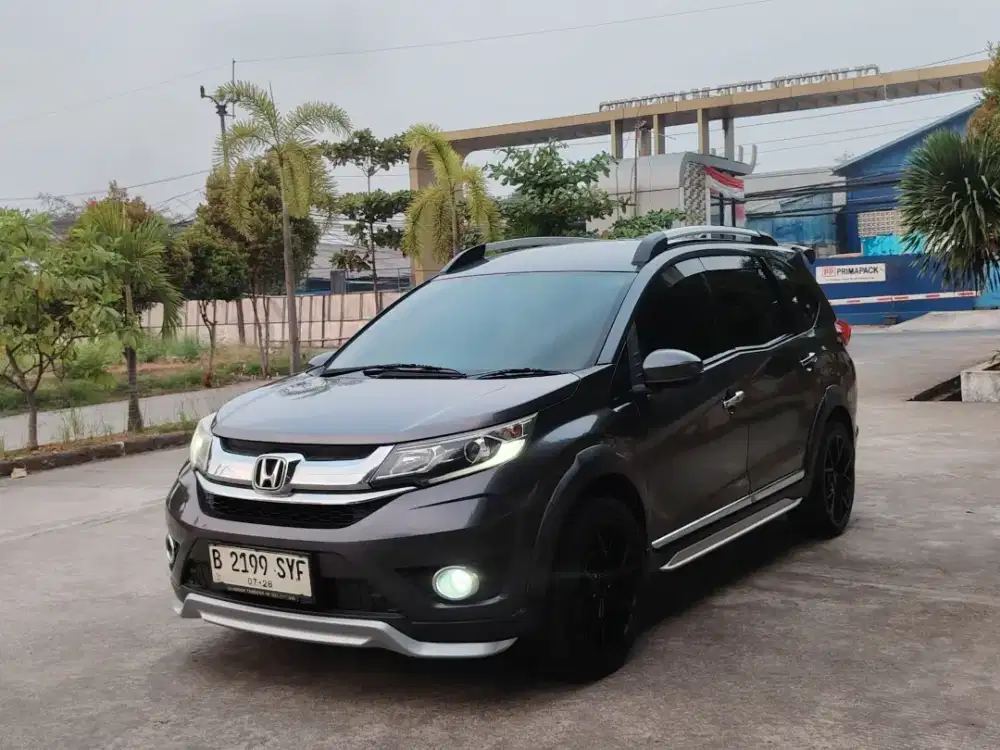 Honda BRV E cvt prestige matic 2018( pemakaian 2019)