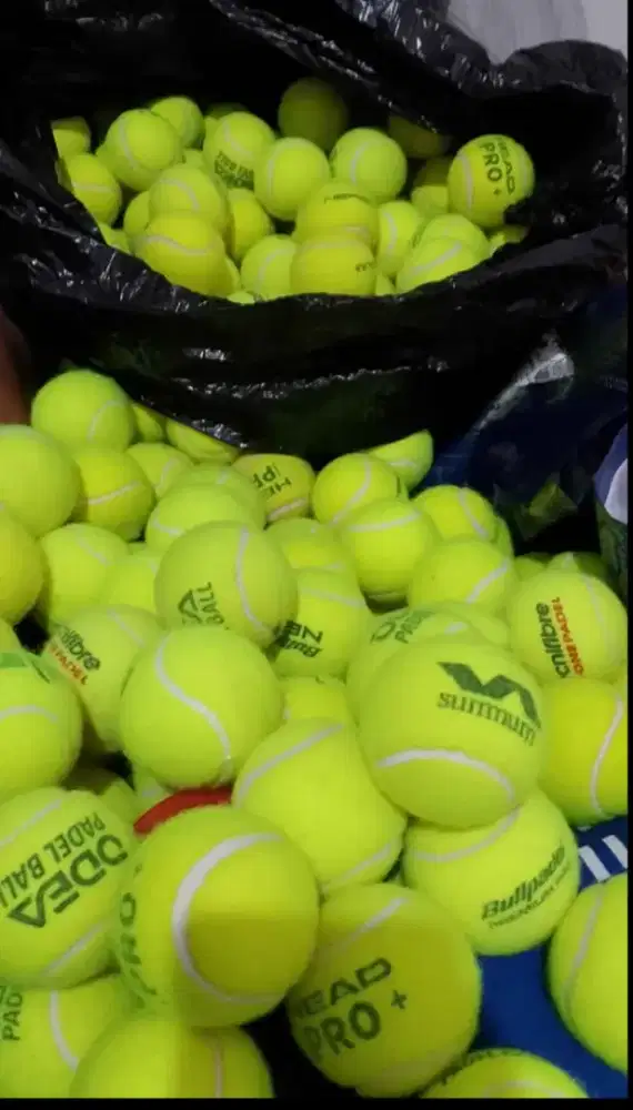 Bola padel bekas