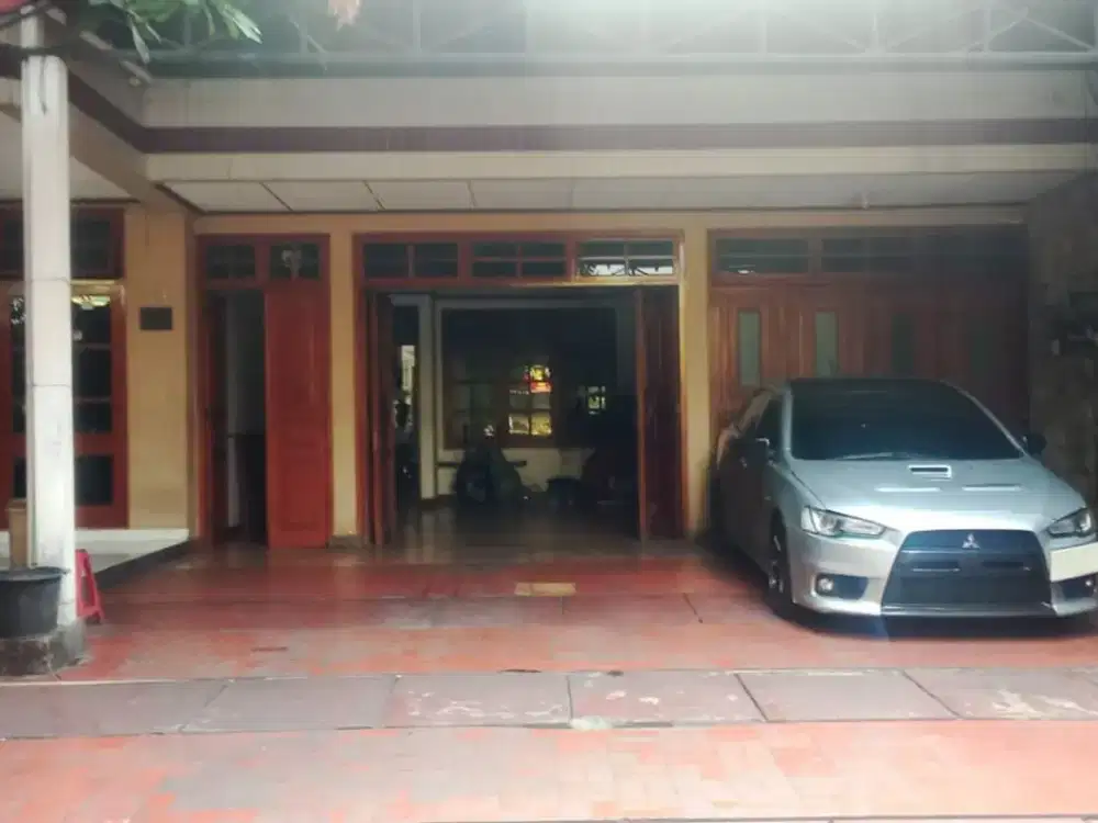 DIJUAL RUMAH TUA di PANCORAN BARAT Jakarta Selatan