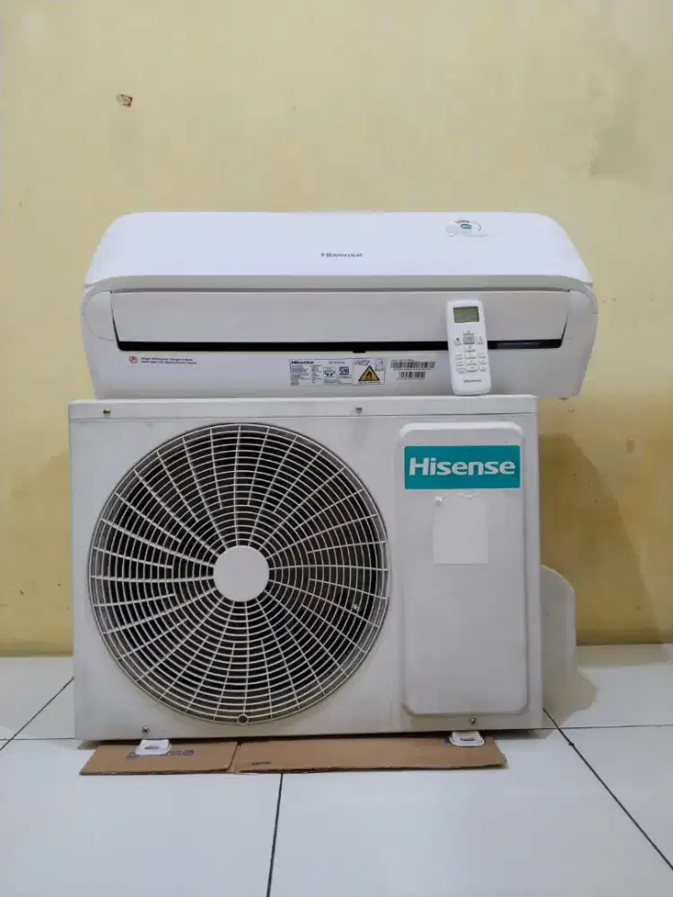 Ac 1/2 pk hisense second like new