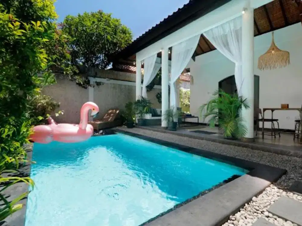 Villa di Kawasan Pariwisata Dekat Pantai Double Six Seminyak