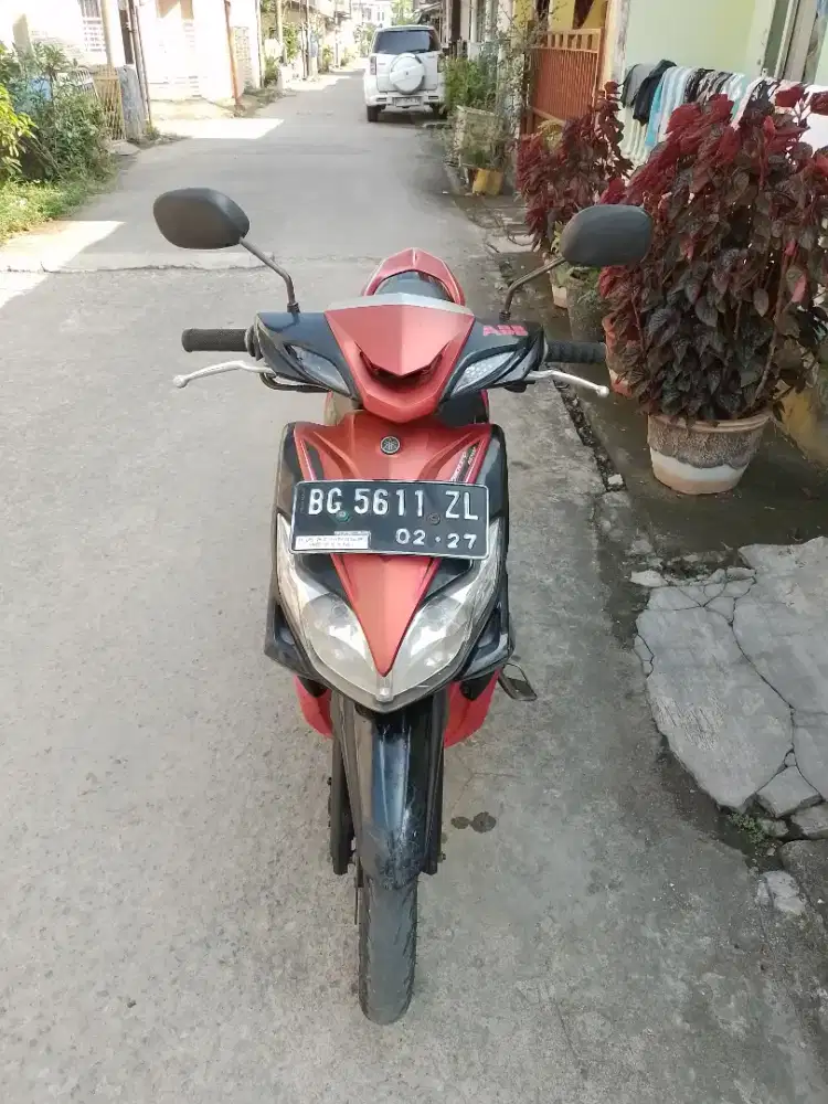 Yamaha XEON karbu 2012