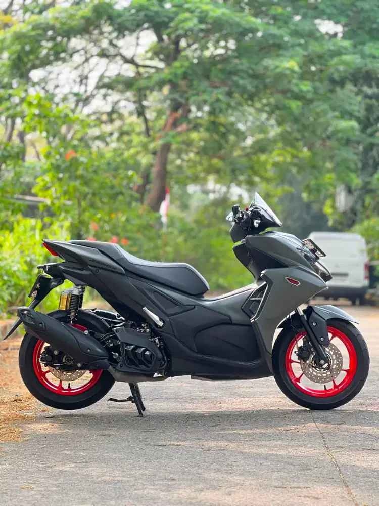 YAMAHA NEW AEROX ALPHA TURBO 155 ABS KEYLESS 2025 GREY LOW KM PAJAK ON
