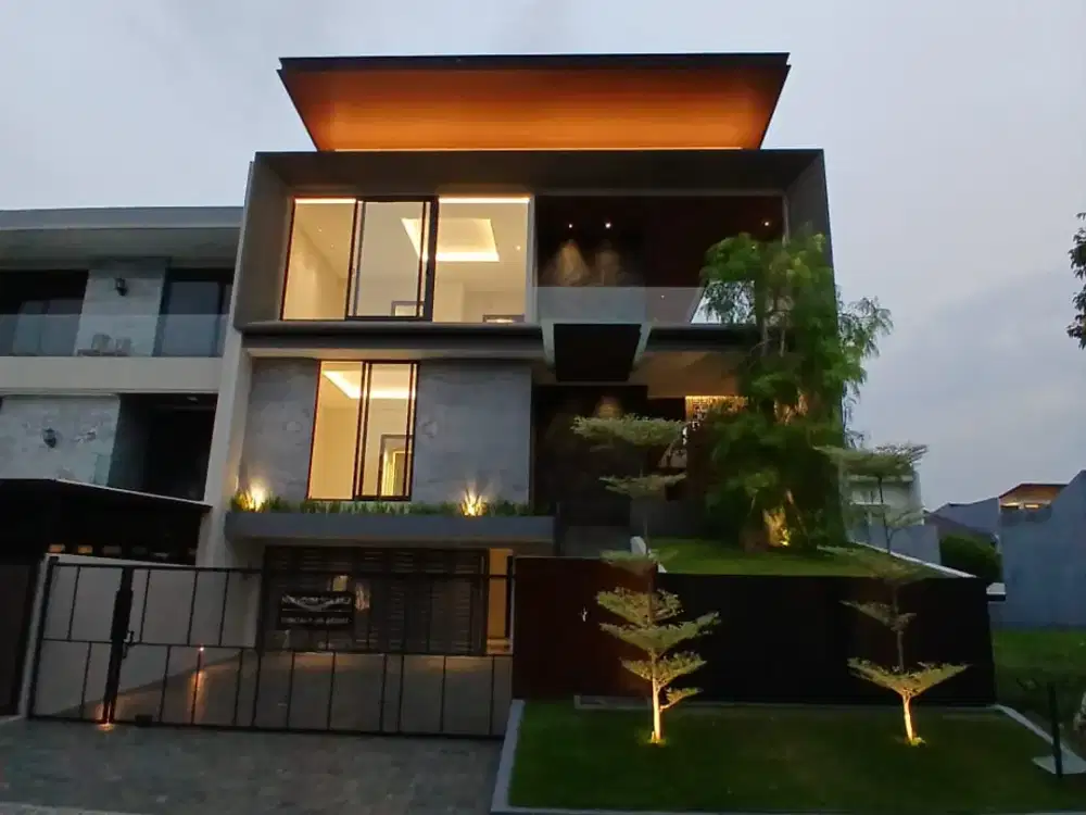 Turun Harga !! Rumah Baru Gress Konsep Villa di Somerset Area Golf Citraland Surabaya Barat