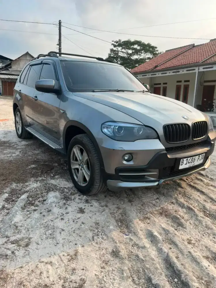 Dijual BMW X5 siap pakai terawat