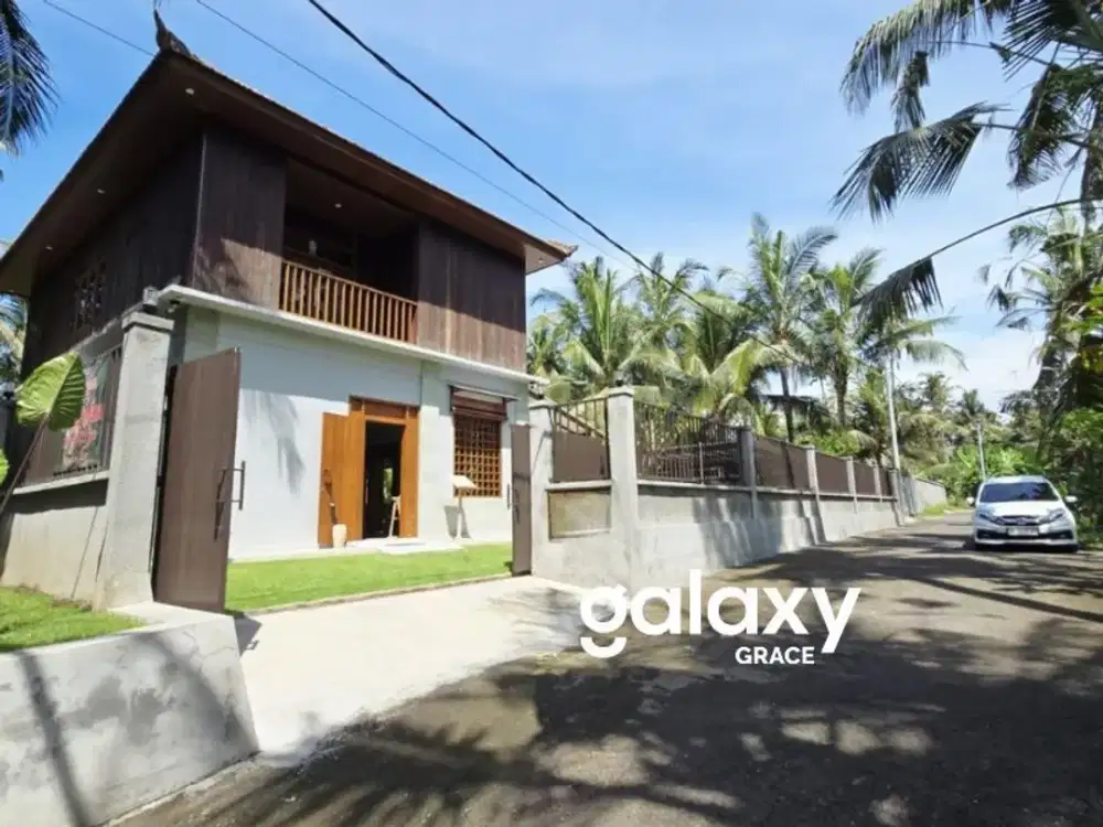 SUBLEASE BISTRO & A WOODEN HOUSE - PANTAI SABA GIANYAR