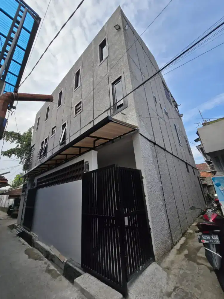Dicari ART menginap