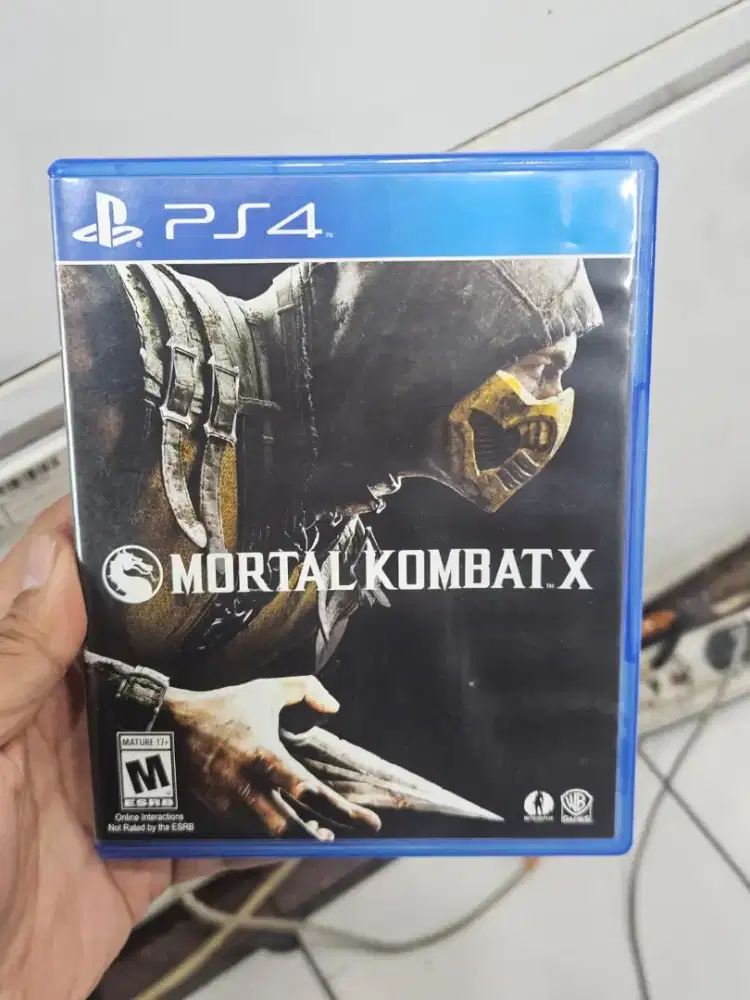 KASET BUAT PS4 SECOND LIKE NEW