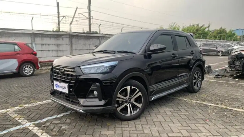 KM Rendah - Daihatsu Rocky 1.0 R ADS Bensin-MT 2024