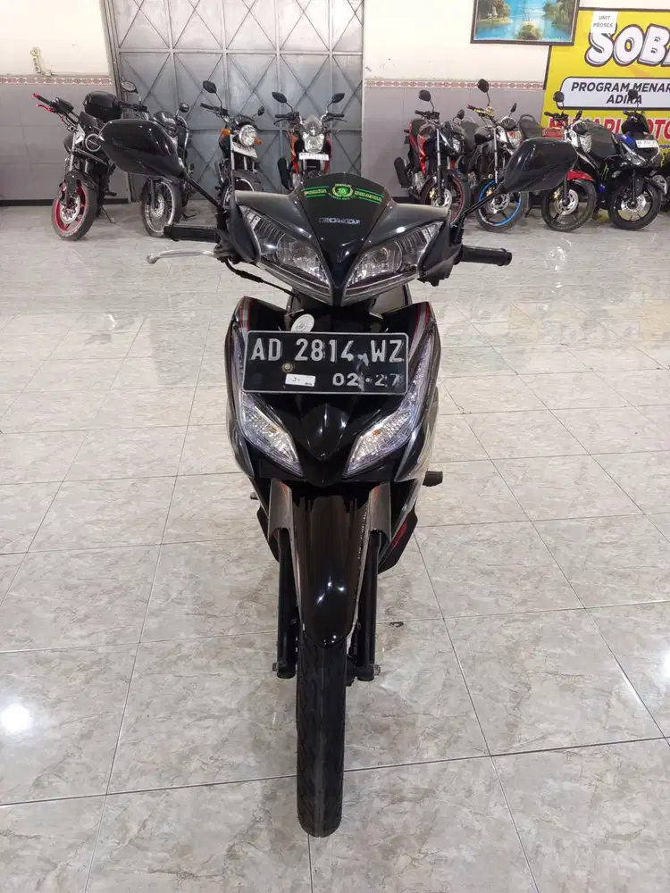 Honda Blade 2012