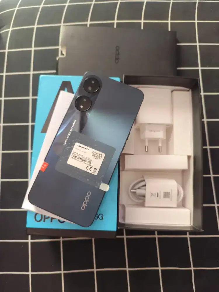 Oppo a78 5g 8/256 fullset Masi baru
