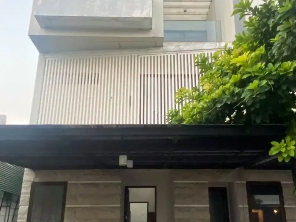 Dijual rumah perlu renov graha natura