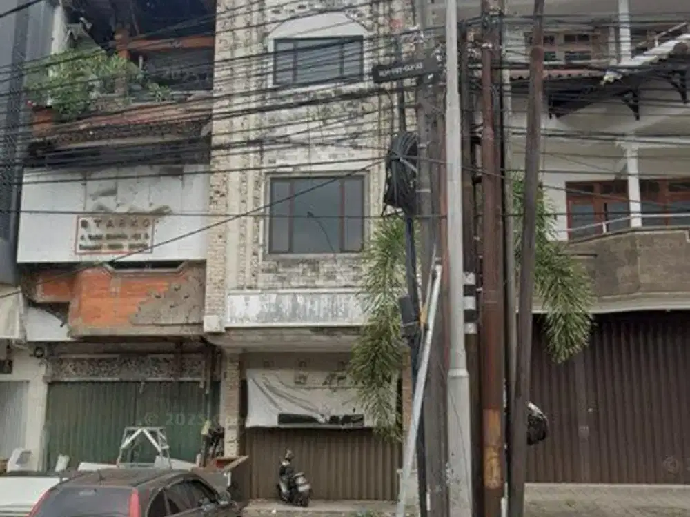 Ruko Komersial 450 M² Disewakan di Gatsu Timur Denpasar Area