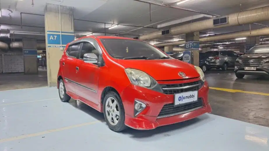 KM Rendah - Toyota Agya 1.0 TRD Sportivo Bensin-MT 2017