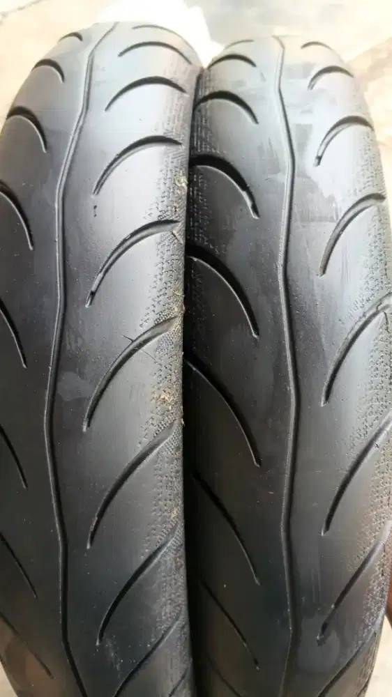 Ban copotan motor metik sepasang ukuran 80/90-90/90 ring 14