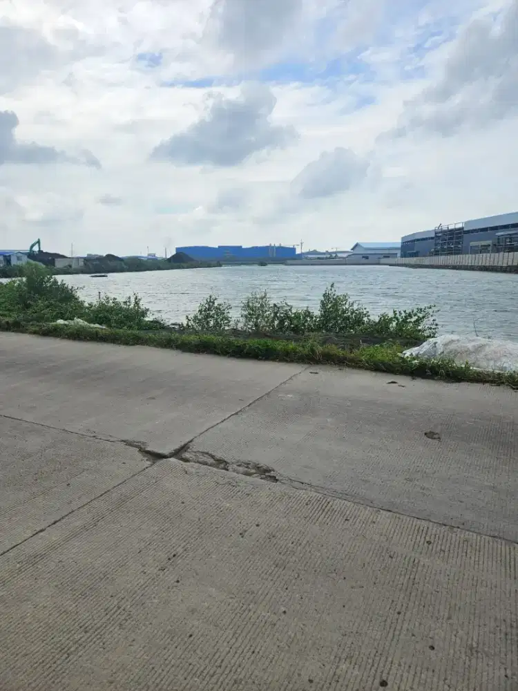 DIJUAL TAMBAK STRATEGIS PINGGIR JALAN RAYA