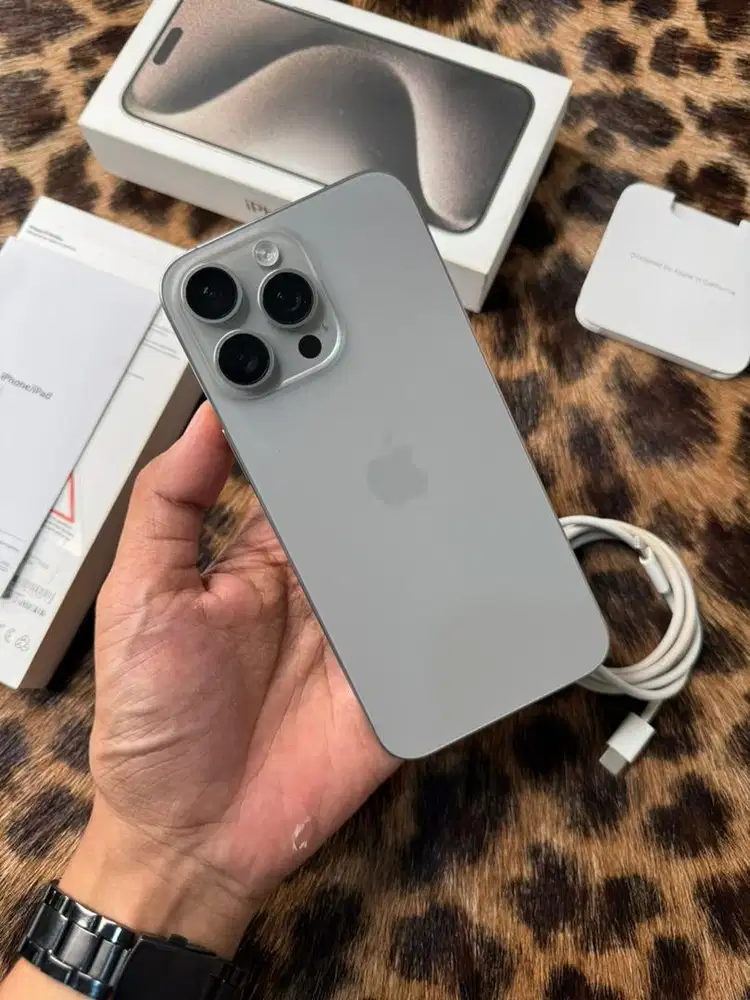 iPhone 15 Pro Max 512GB BH89 Resmi (SWIPE UNIT)