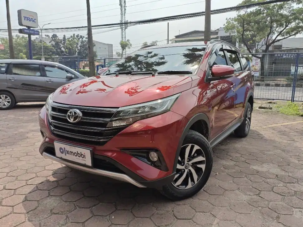 LOW DP Toyota Rush 1.5 TRD Sportivo Bensin-AT 2020 TIV