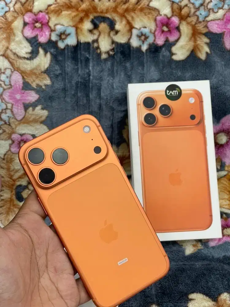 Iphone 17 promax 256gb cosmic