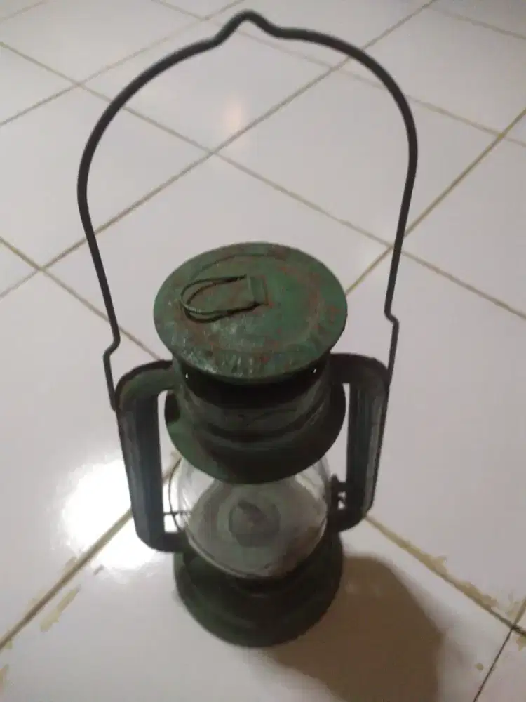 Lampu petromax gantung