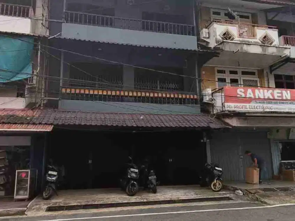 Ruko Ex Cafe Viral