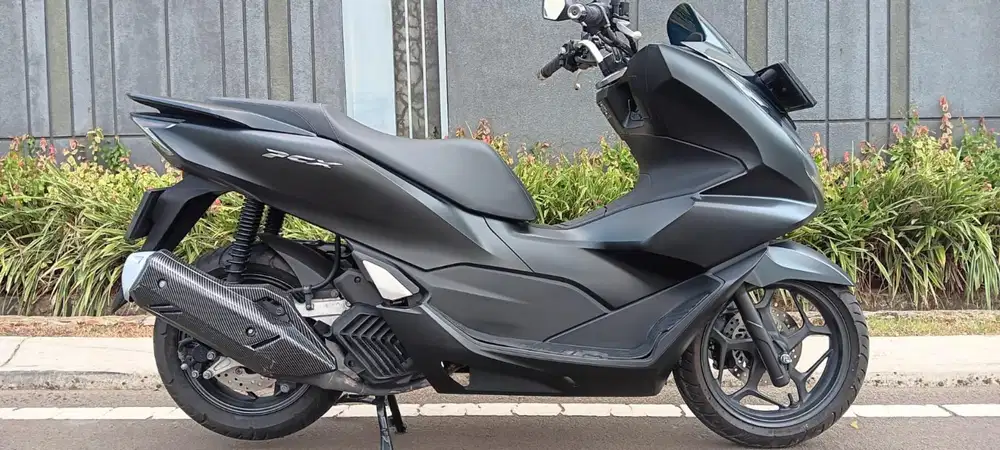 Honda PCX 160 black matte 2021