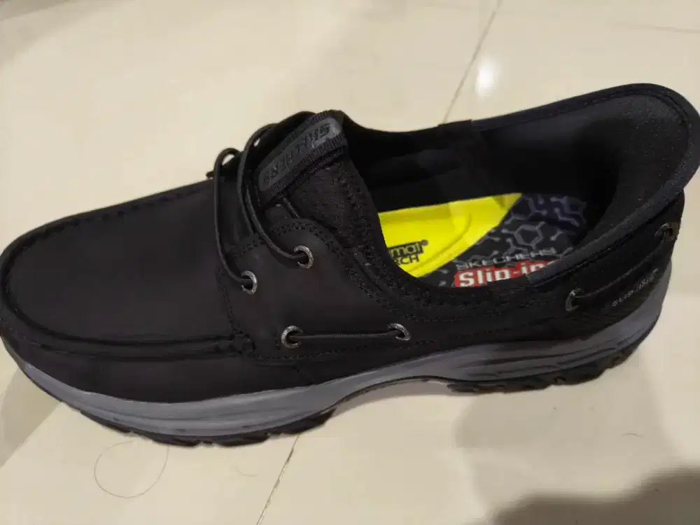 Sepatu Skechers ori