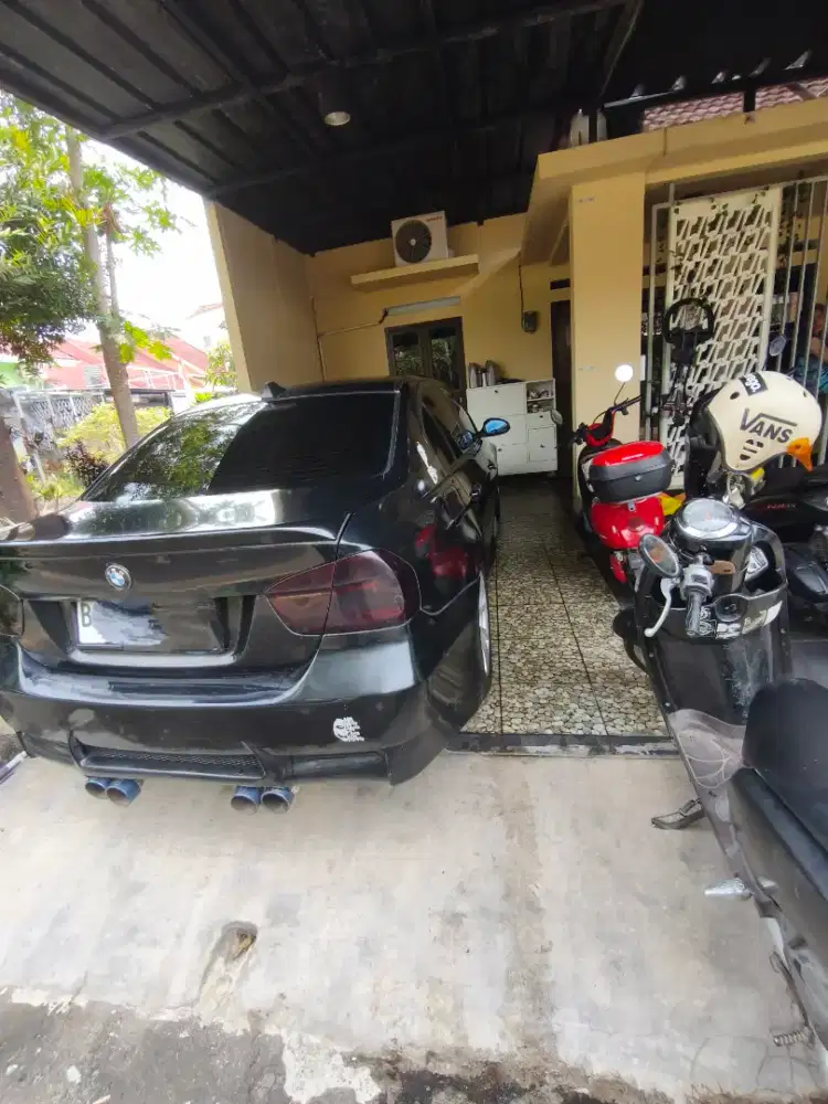 Jual mobil bekas BMW plat B